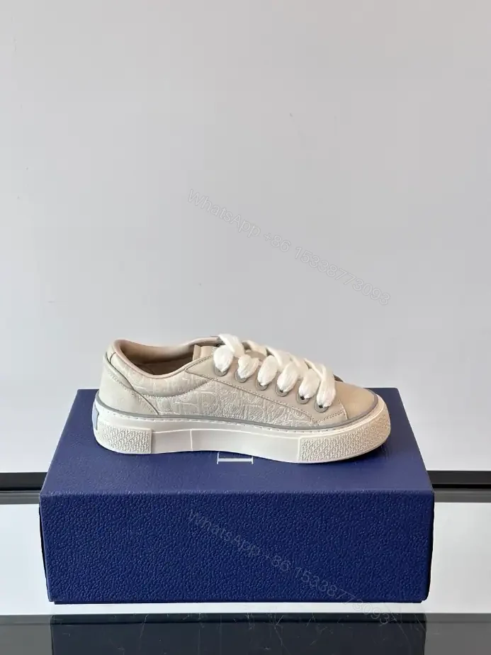 View 5 of DIOR B33 SPIN SNEAKERS BEIGE GRAINED CALFSKIN AND BEIGE GRAVITY OUTLINE LEATHER – CD201