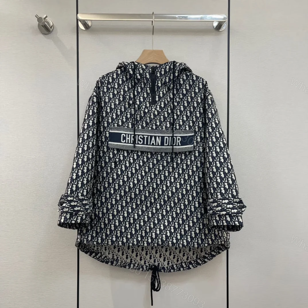 DIOR — view 1