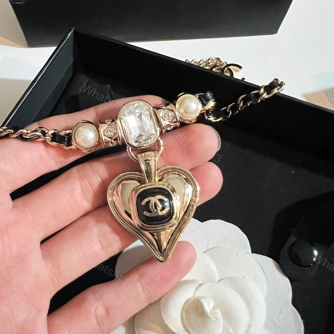 View 6 of EN – Lux Chanel Necklaces 031