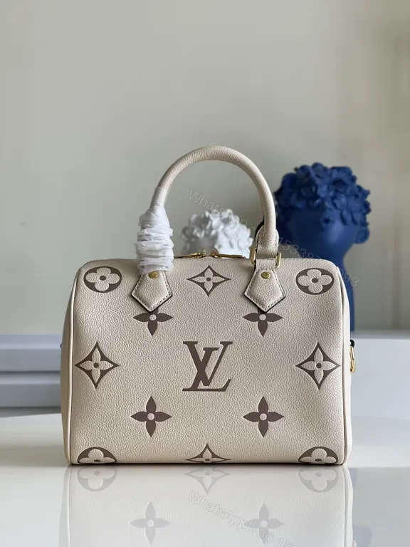 Beige Canvas Louis Vuitton Monogram Shoulder Bag — view 1