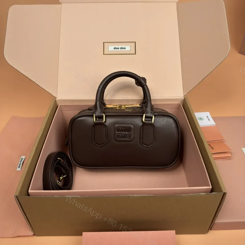 高仿miumiu*Arcadie系列5BB142小牛皮斜挎包深棕免檢版 — view 1