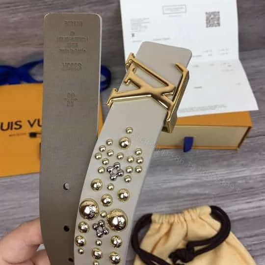 View 4 of LOUIS VUITTON CALF LEATHER LV ICONIC 35MM BELT – B142