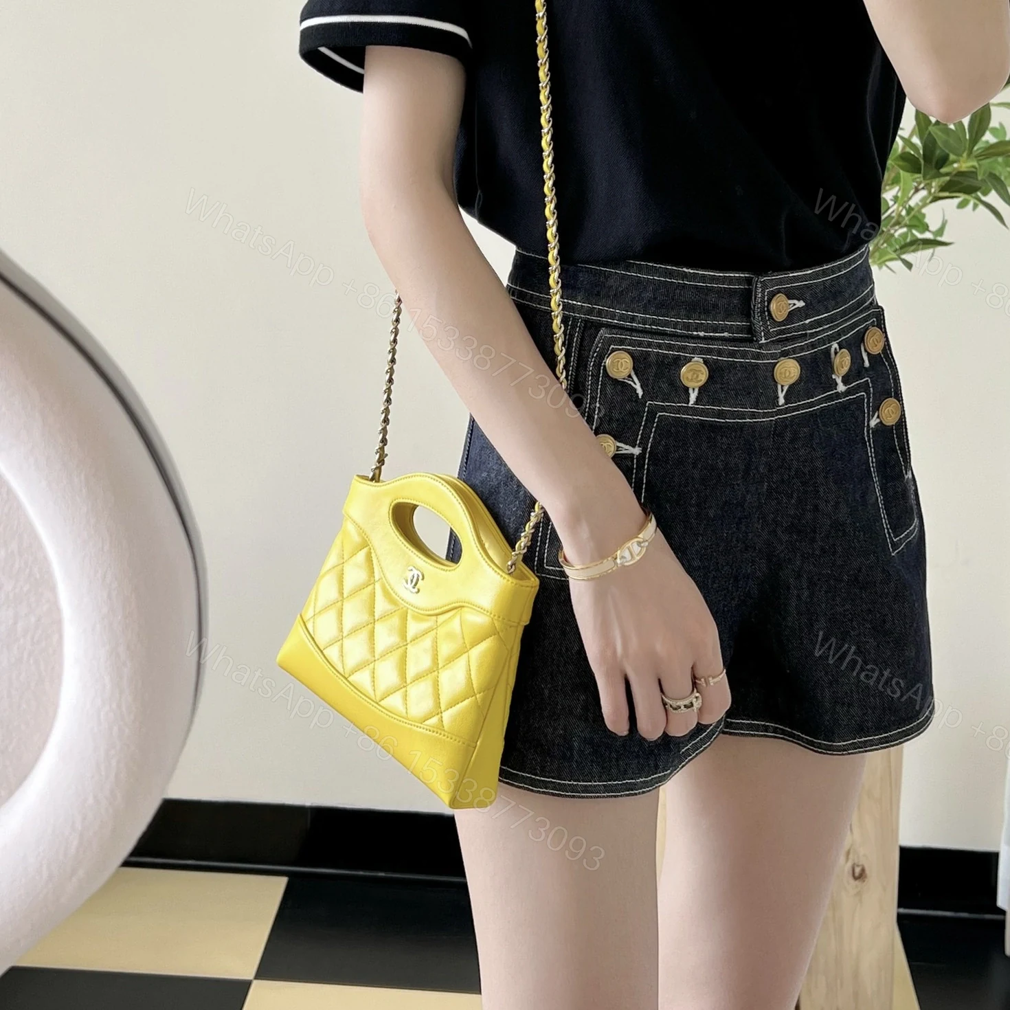 View 16 of 高仿Chanel*24S春夏系列AP3656單肩包黃色免檢版