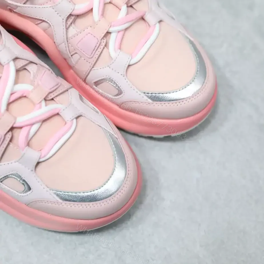 View 9 of LV ARCHLIGHT SNEAKER – LSVM015