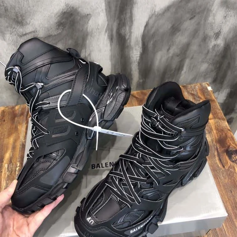 View 4 of MEN’S TRACK HIKE TRAINERS IN BLACK – BB168