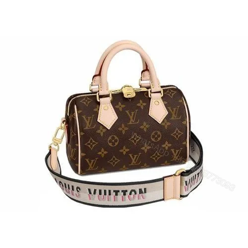 Louis Vuitton Shoulder Bag — view 1