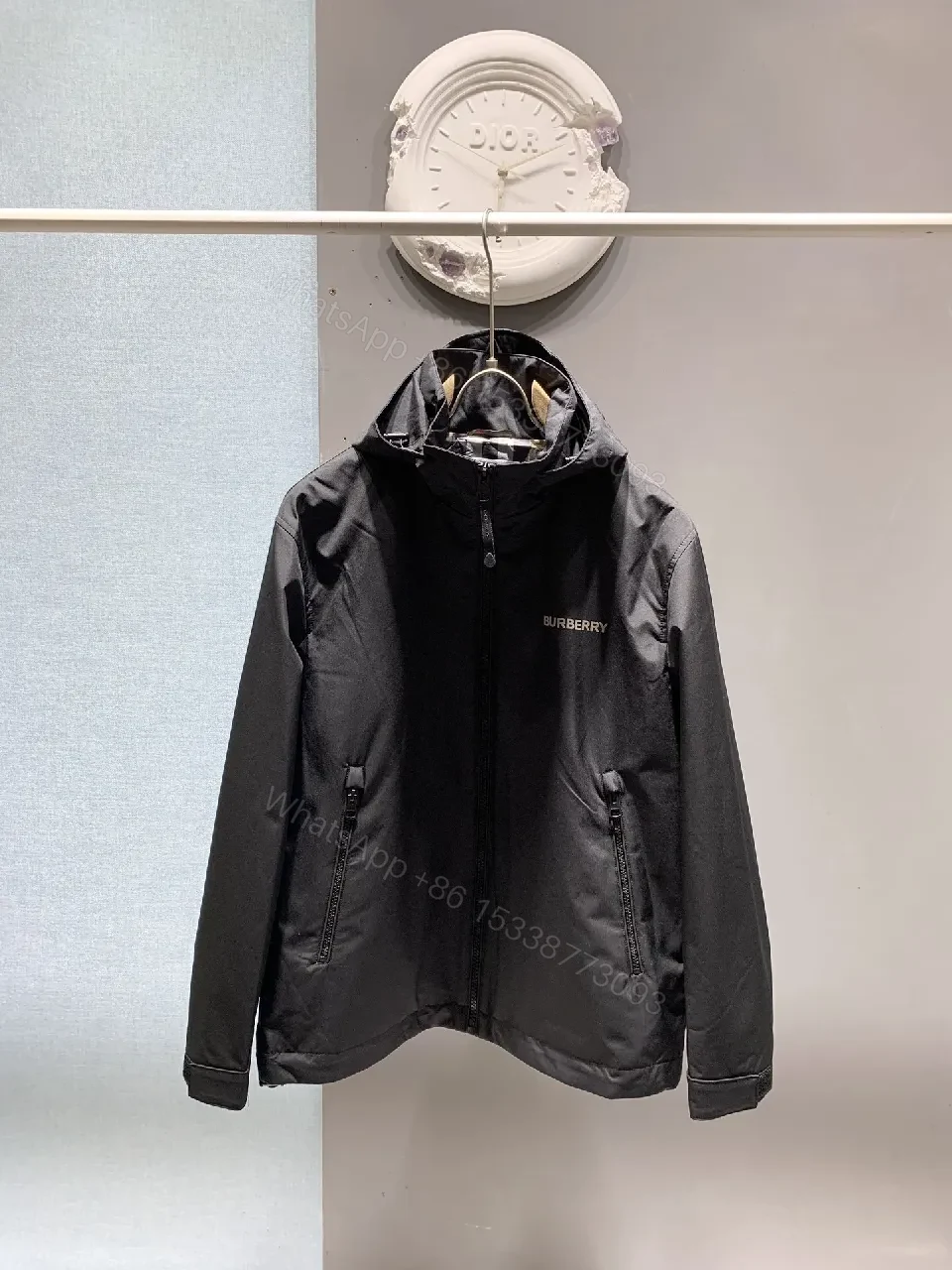 Black Packable Windbreaker: Modern, Lightweight Protection — view 1