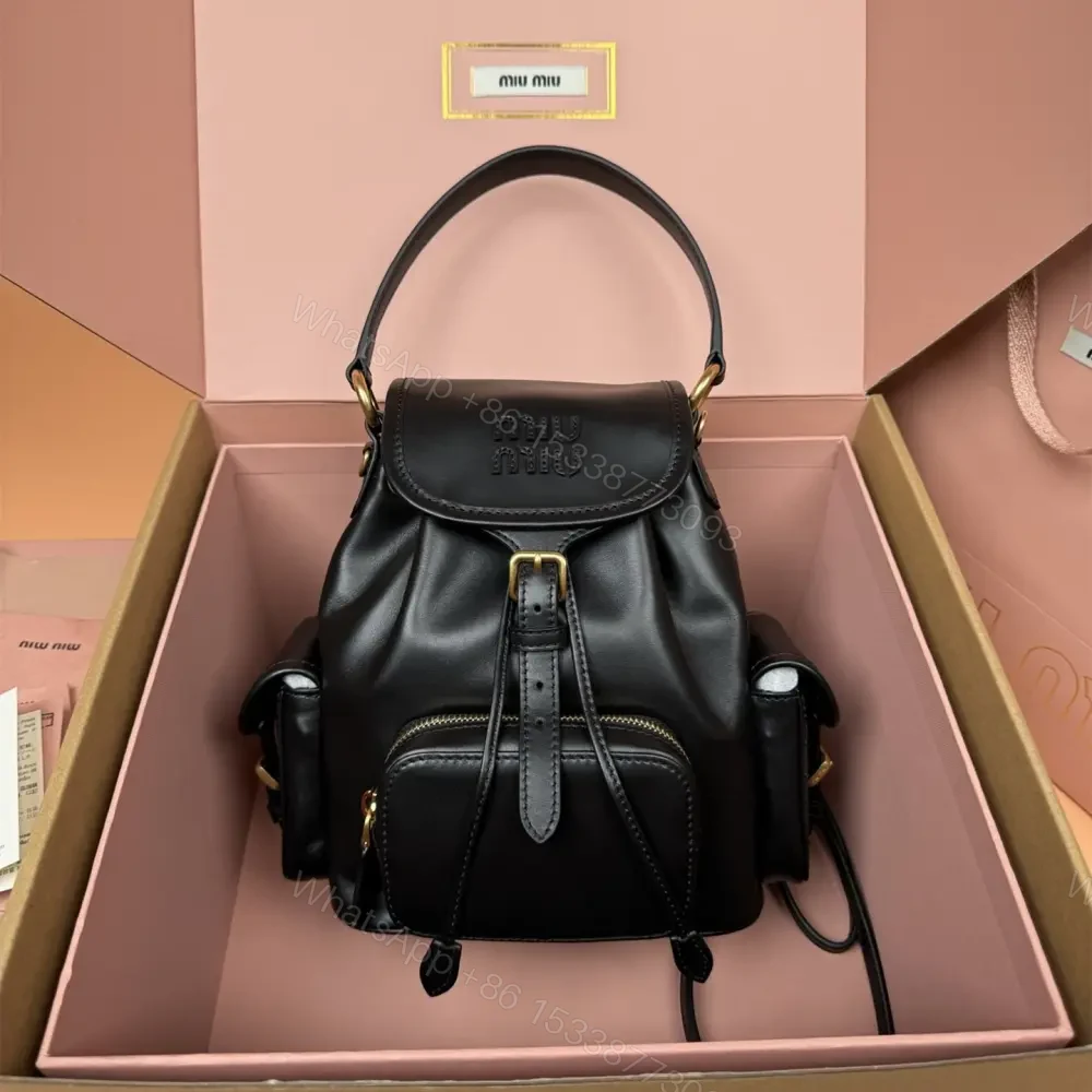 高仿miumiu*5BZ043牛皮雙肩包黑色小號免檢版 — view 1