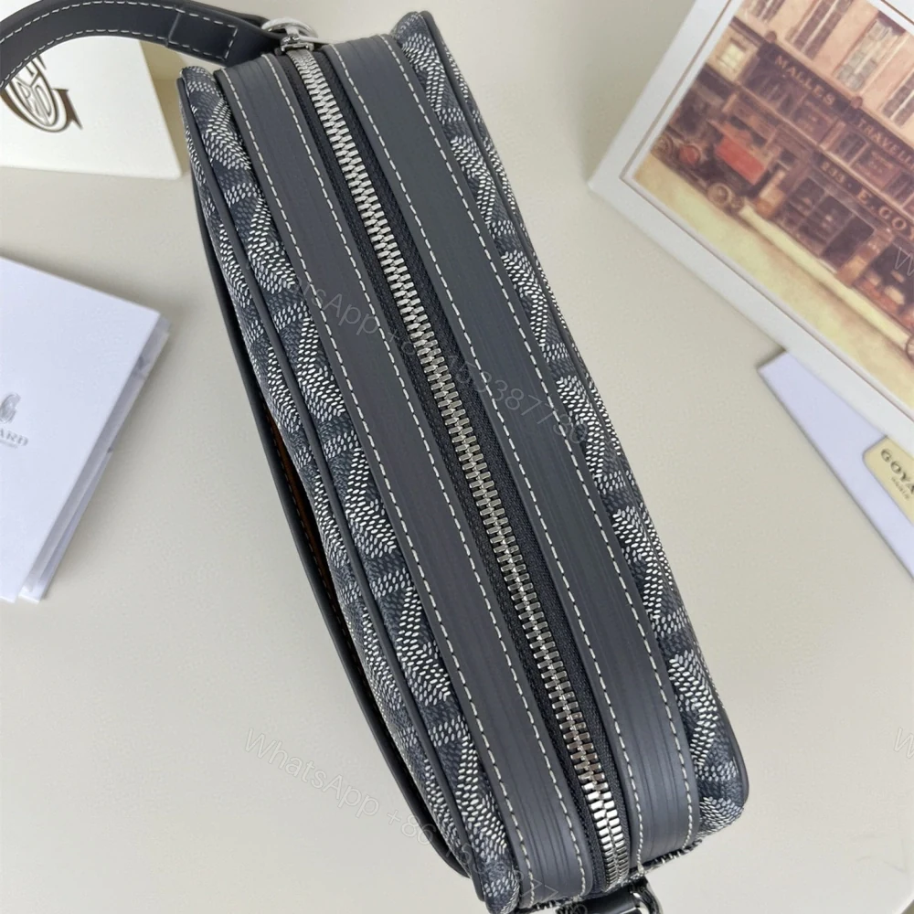 View 8 of 高仿Goyard*CAPVEP2相機郵差包灰色小號免檢版