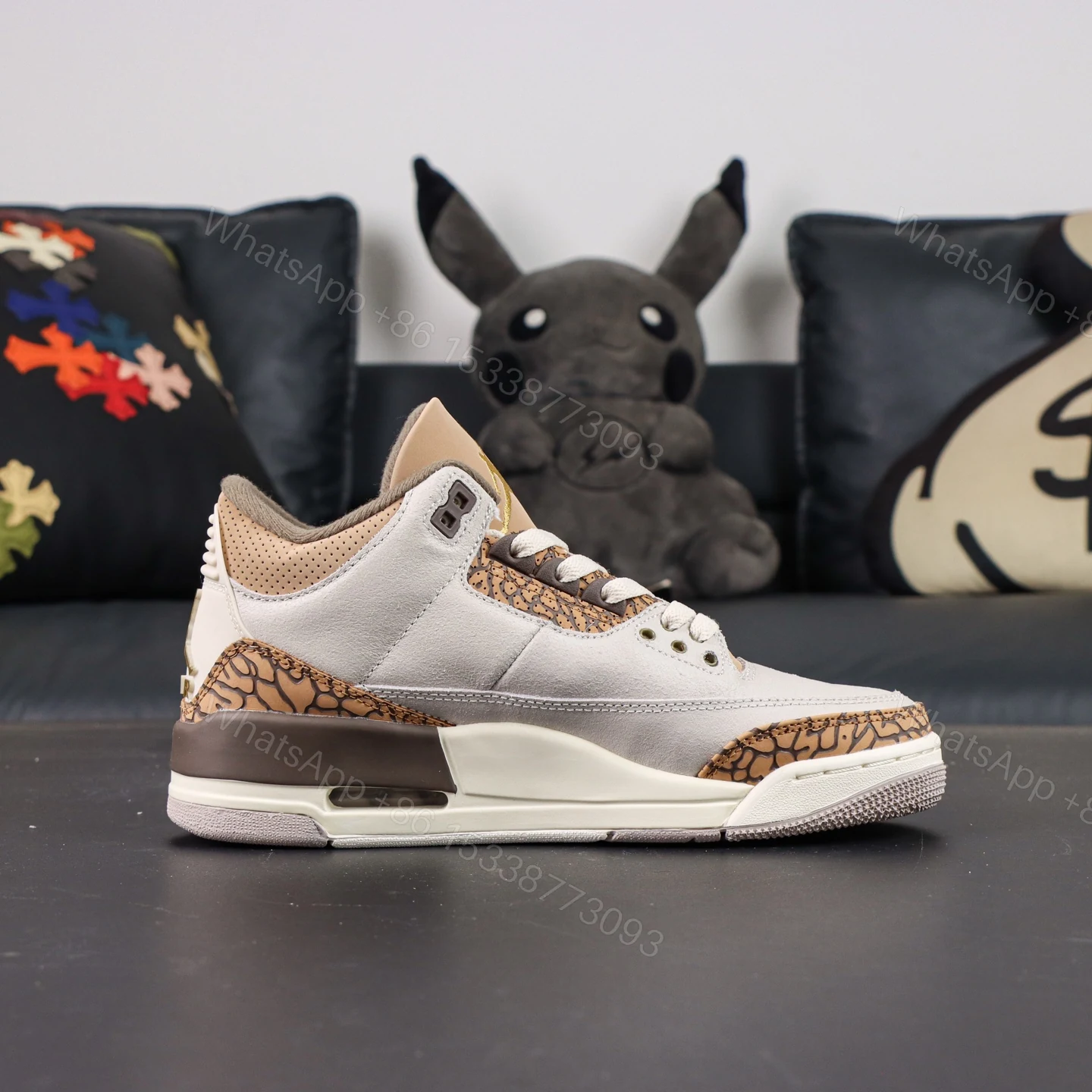 View 2 of Jordan 3 Retro Palomino