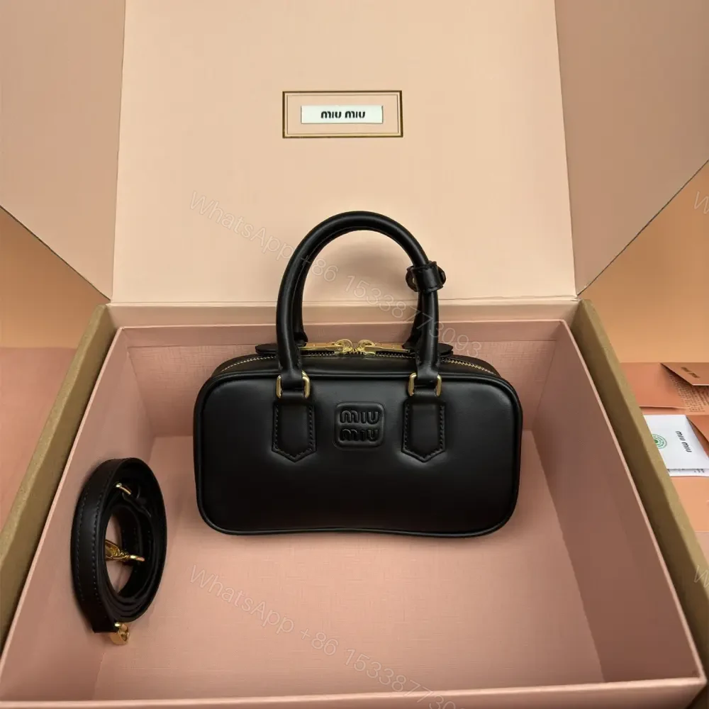 高仿miumiu*Arcadie系列5BP088小牛皮手袋黑色Mini免檢版 — view 1