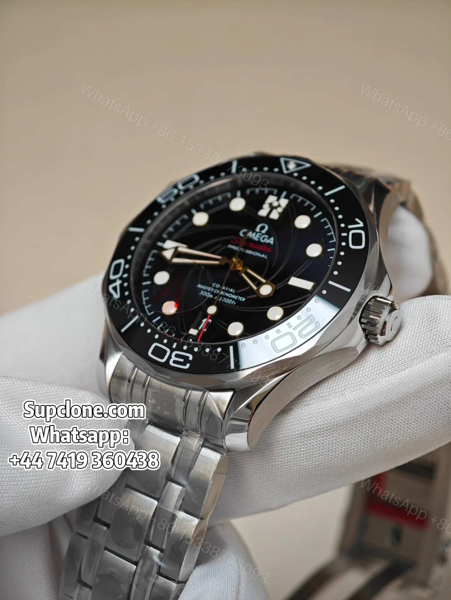 View 3 of Omega Super Clone Seamaster Diver 300M James Bond 210.22.42.20.01.003 42mm