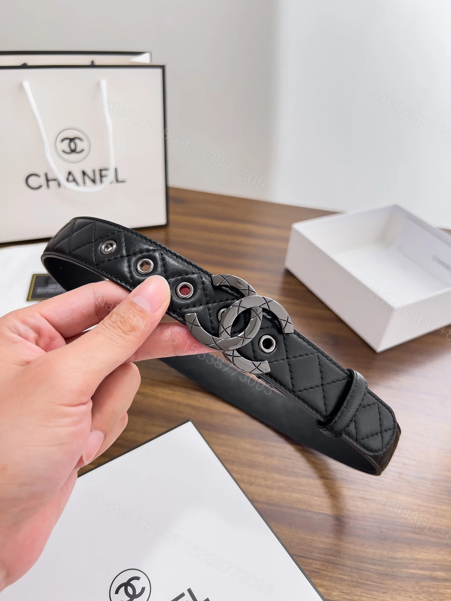Chanel一比一黑色菱格紋槍灰雙C女士腰帶 — view 1
