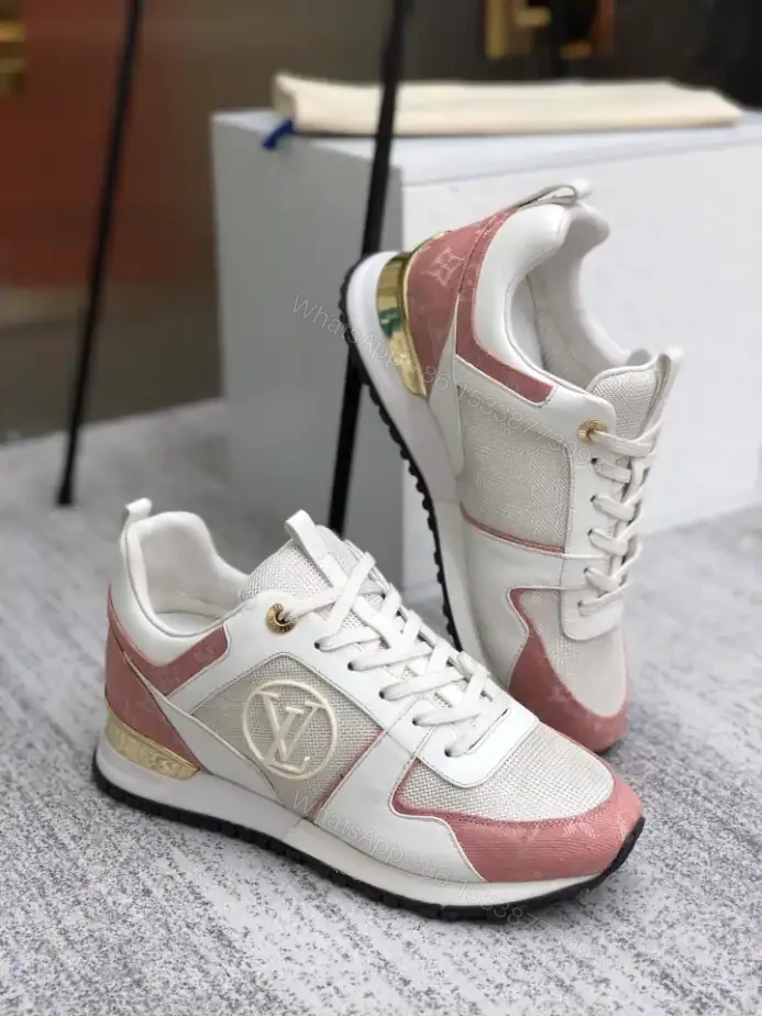 View 9 of LV RUN AWAY SNEAKER – LSVM059