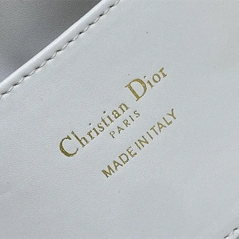 View 9 of 高仿Dior*Walk'n系列M451M030小牛皮手提單肩包白色免檢版