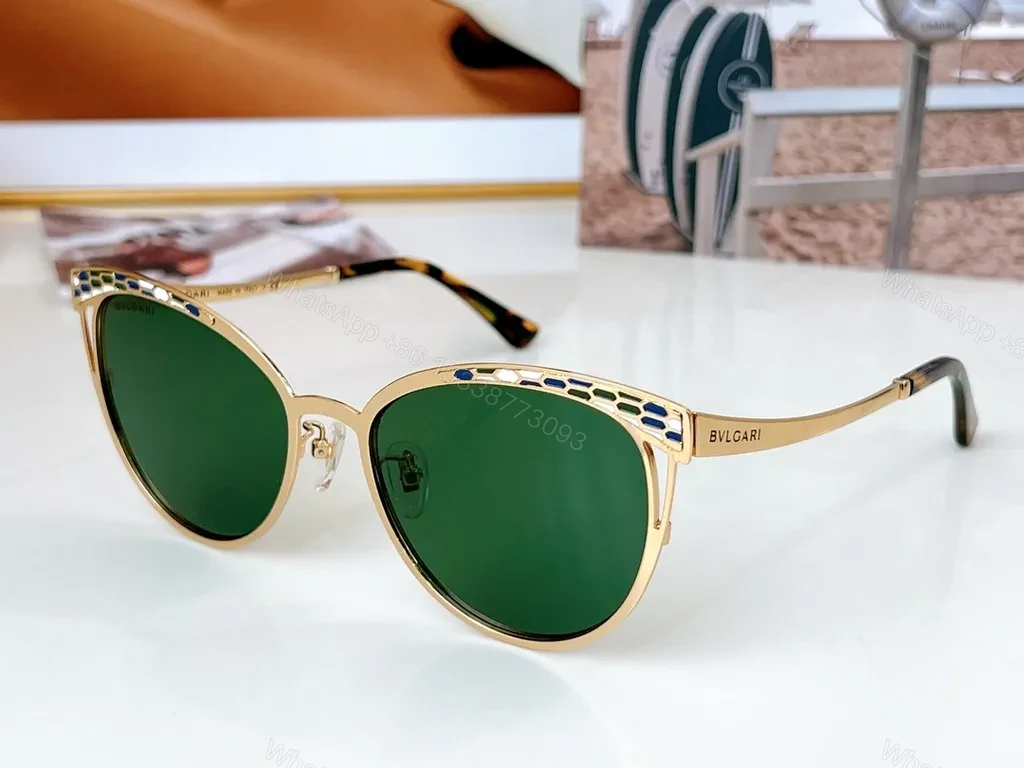 View 4 of Chic Metal Sunglasses with Gradient Lenses and Texture