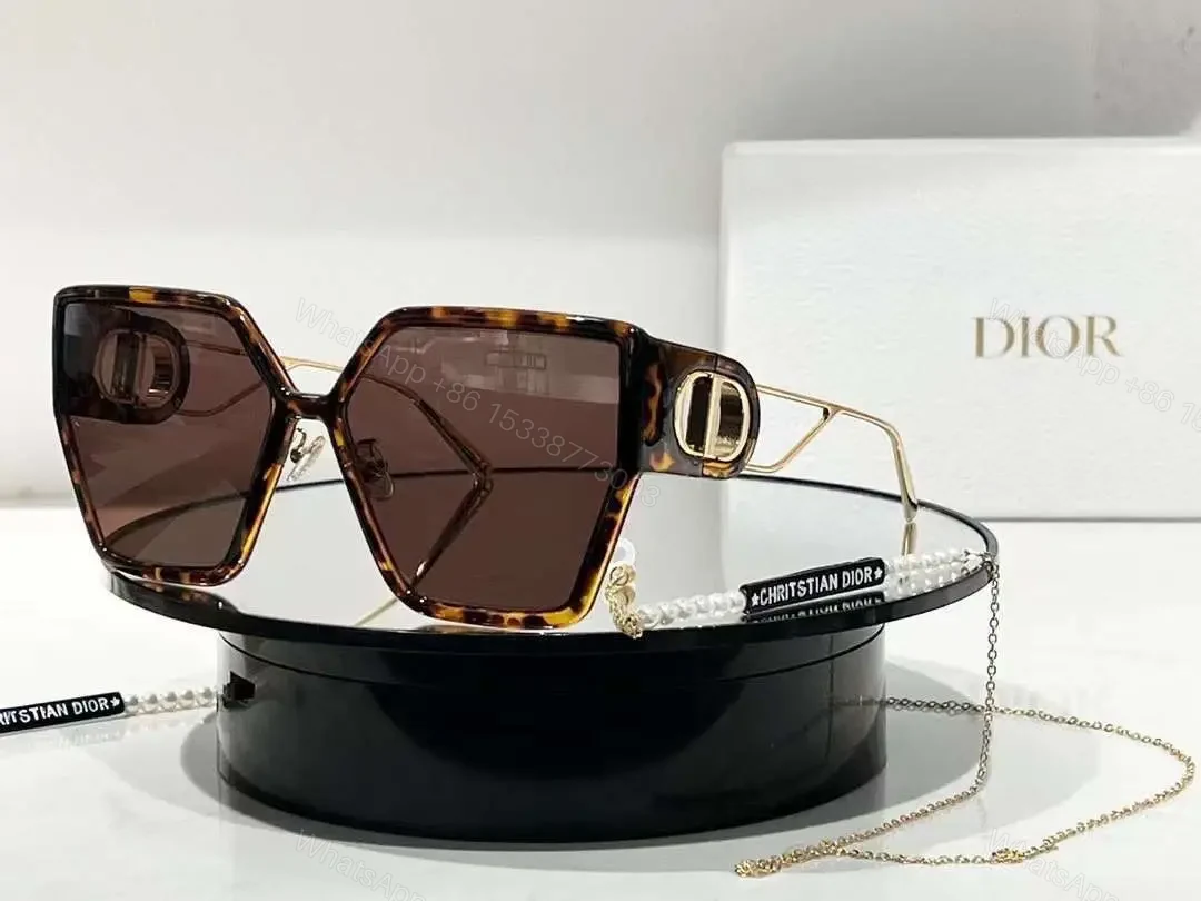 DIOR — view 1