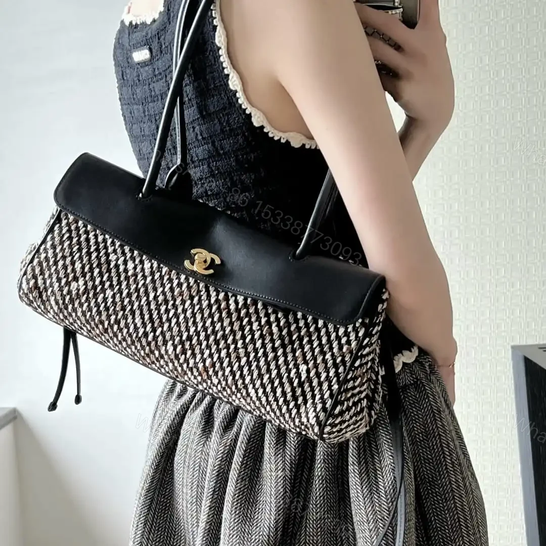 View 23 of 高仿Chanel*26S系列AS6288軟呢拼皮單肩包免檢版