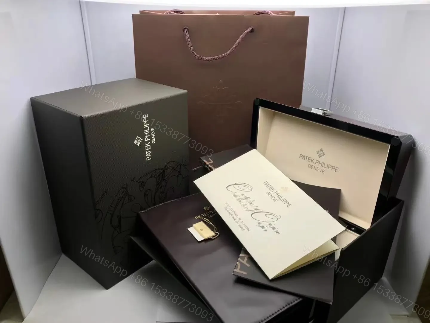 Super Clone Replica Patek Philippe Wooden Watch box — view 1