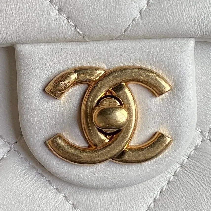 View 6 of CHANEL MEDIUM FLAP BAG 26 IN WHITE CALFSKIN GOLD DOUBLE C THICK CHAIN