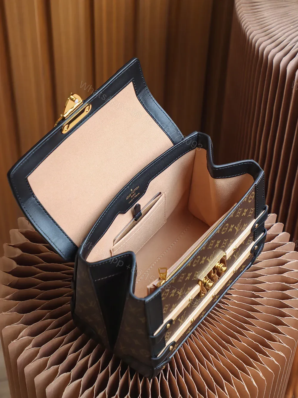 View 5 of Louis Vuitton LV Monogram Trianon PM Top-Handle Bag Like Auth Handbags 21x18x11cm