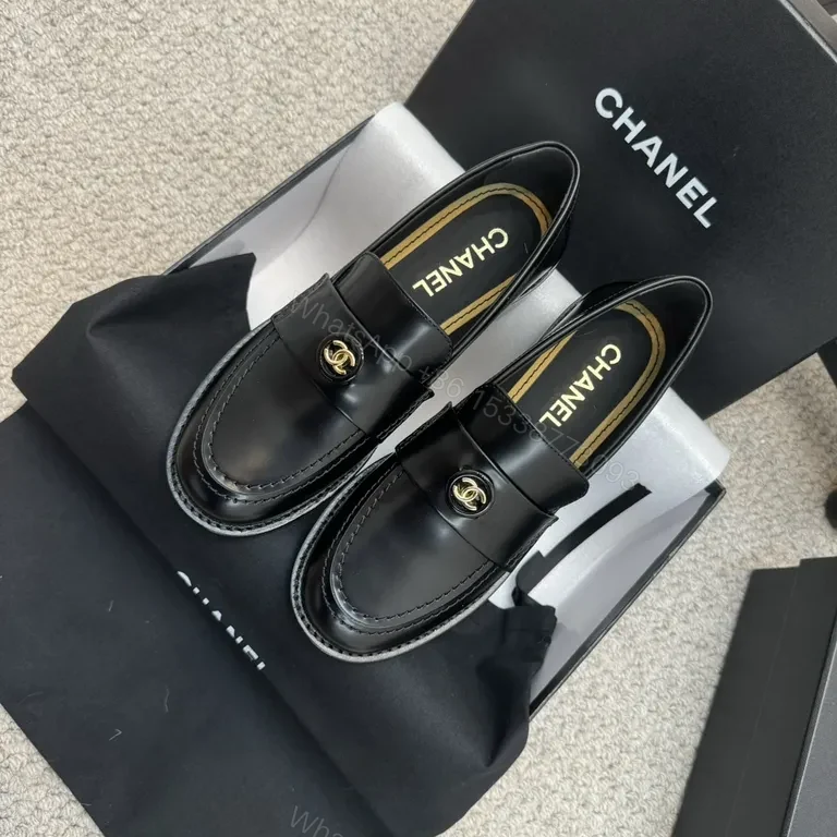 Refined Black Leather Loafers with Gold Crest â€“ Luxe Comfort — view 1