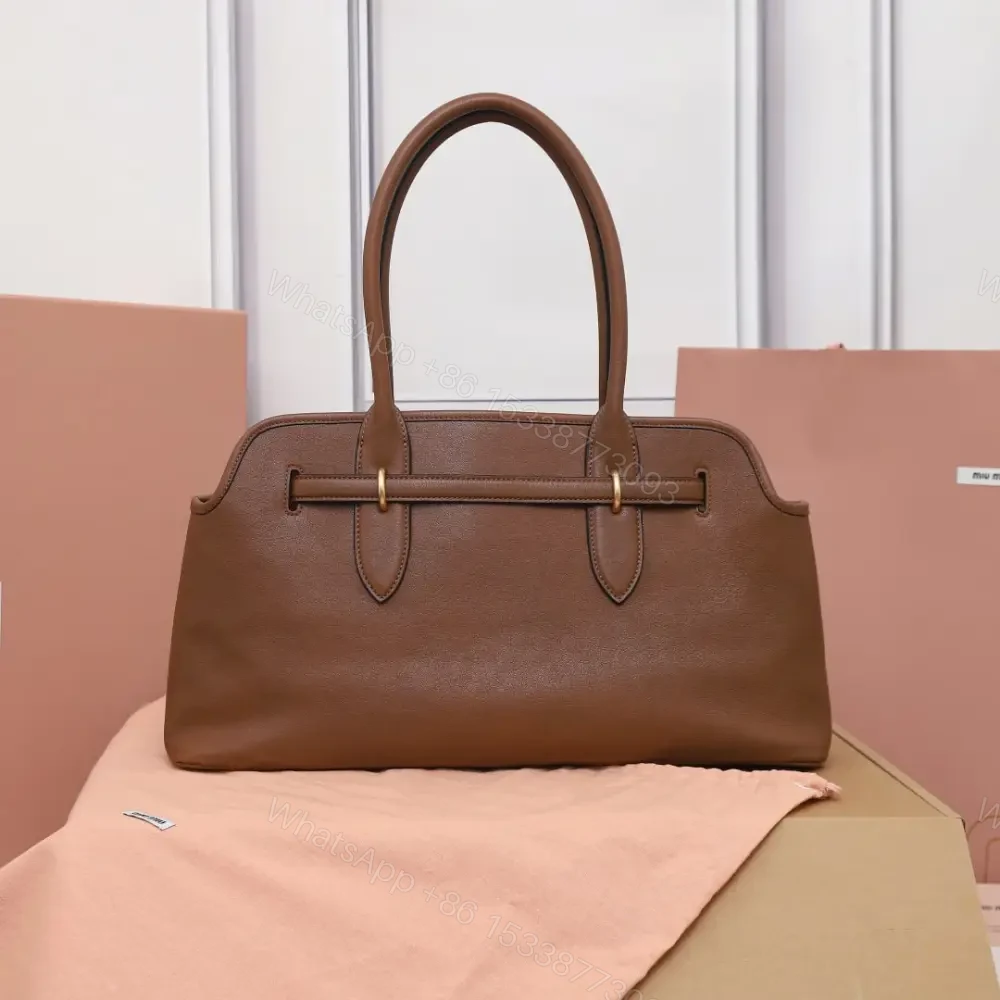 View 2 of 高仿miumiu*Aventure系列5BG310小羊皮Tote手袋橡木色免檢版