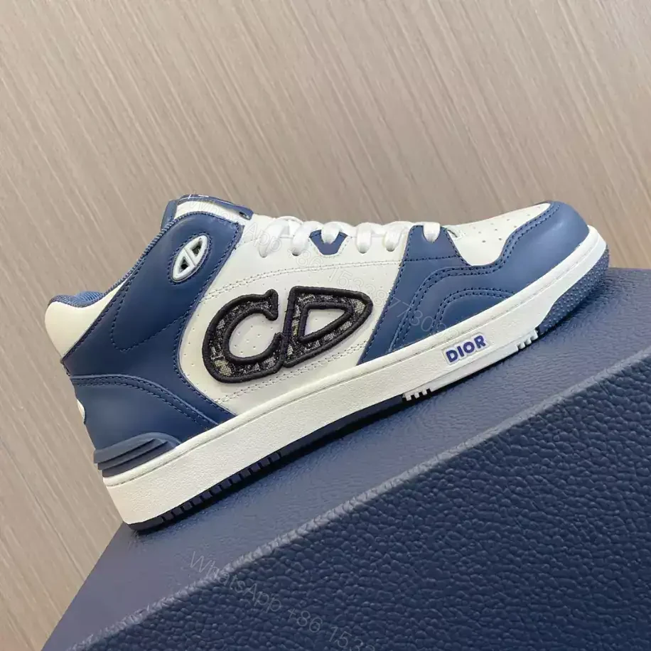 View 2 of B57 MID-TOP SNEAKER DIOR OBLIQUE JACQUARD – CD123