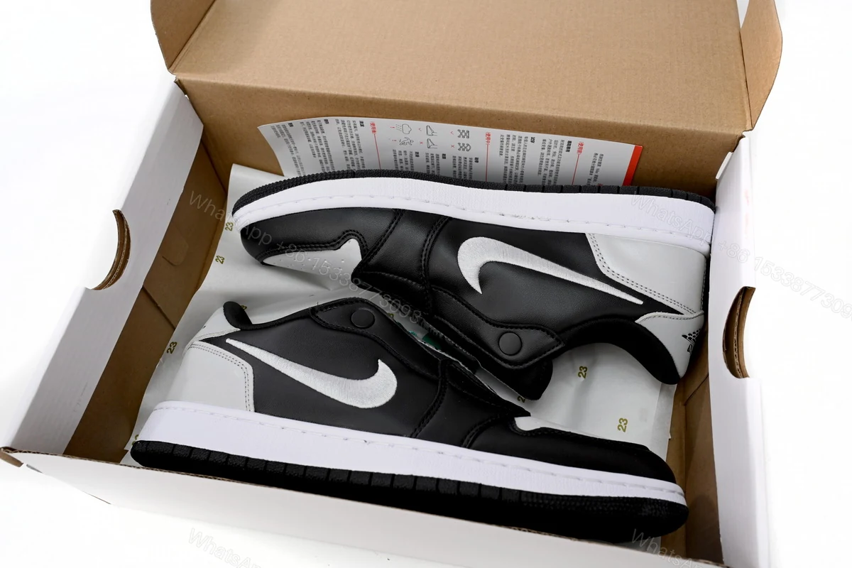 Air Jordan 1 Low Black Ash CQ0279-001 — view 2