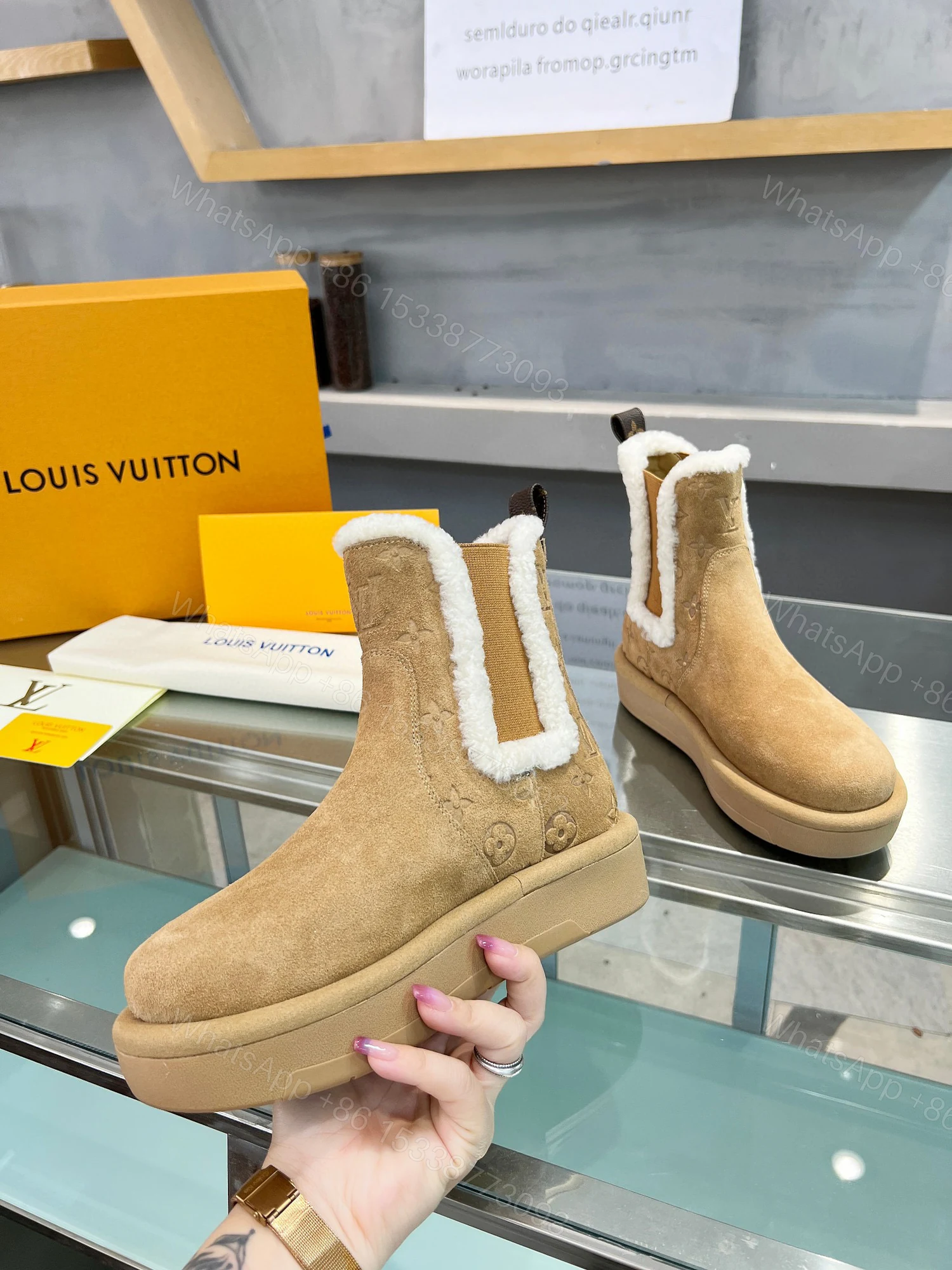View 5 of LOUIS VUITTON ASPEN CHELSEA ANKLE BOOT BEIGE 1ADC7R