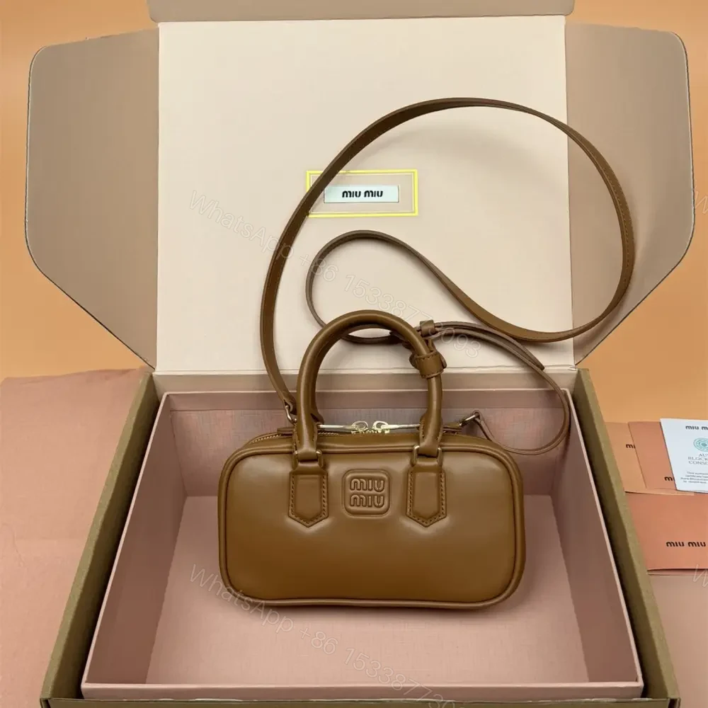 View 7 of 高仿miumiu*Arcadie系列5BP088小牛皮手袋干邑色Mini免檢版