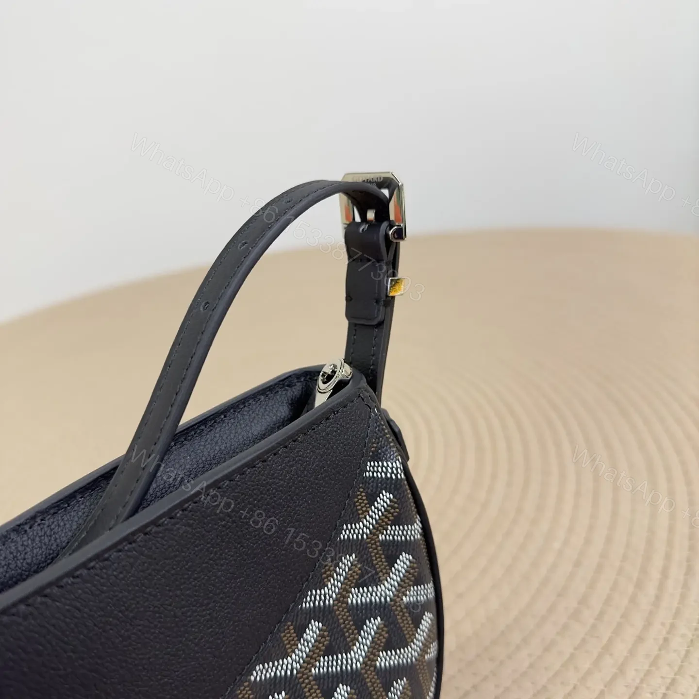 View 10 of 高仿Goyard*01CL01P單肩半月包黑色免檢版
