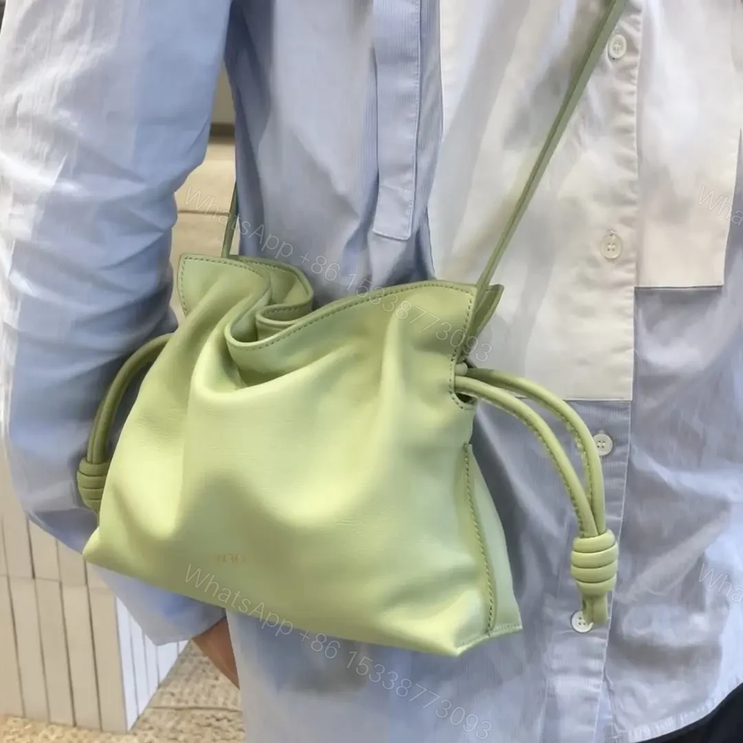View 15 of 高仿Loewe*Flamenco系列3916福袋包淺梨色Mini免檢版