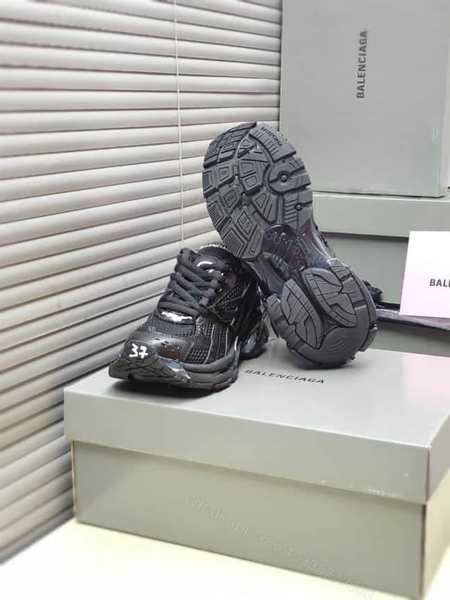 View 7 of BALENCIAGA MEN’S RUNNER SNEAKER – BB178