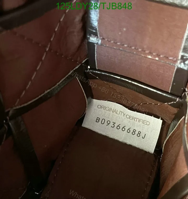 View 47 of Bottega Veneta Premium Nappa Leather Intrecciato Weave Bag with Magnetic Fastening BV9101