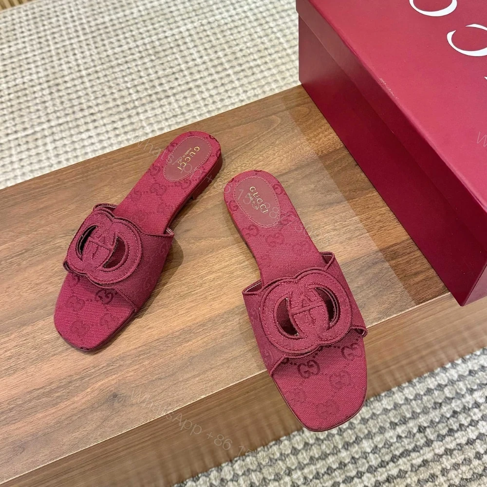 View 5 of GUCCI WOMEN SLIDE SANDAL WITH INTERLOCKING G ROSSO ANCORA RED GG CANVAS ‎790447 9SF00 8549