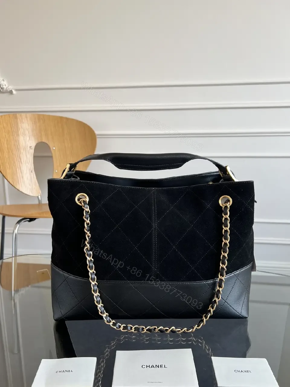 View 7 of Quilted Gold-Chain Shoulder Bag: Elegant Everyday Luxury