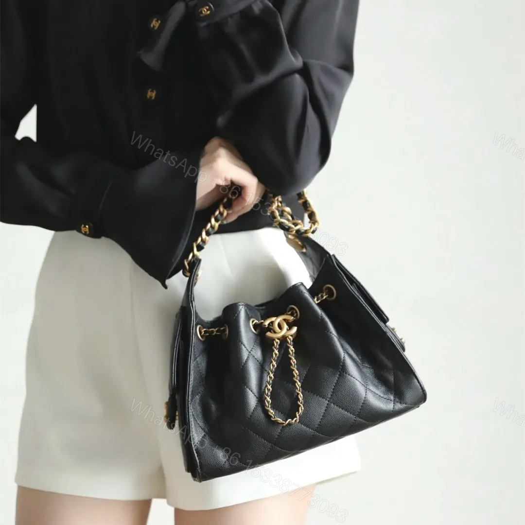View 18 of 高仿Chanel*26C系列AS5631小牛皮腋下單肩包Mini黑色免檢版