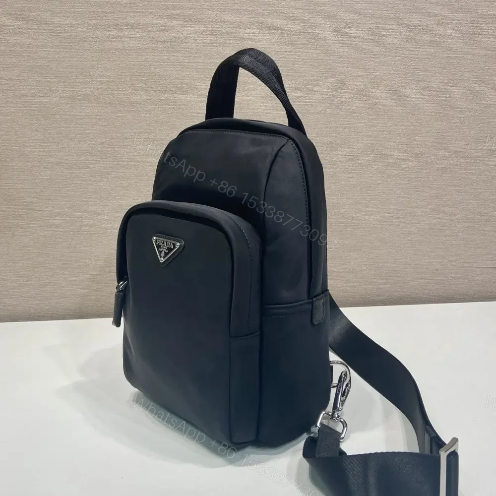 View 3 of 高仿Prada*RE-Nylon系列2VZ116尼龍男士胸包黑色免檢版