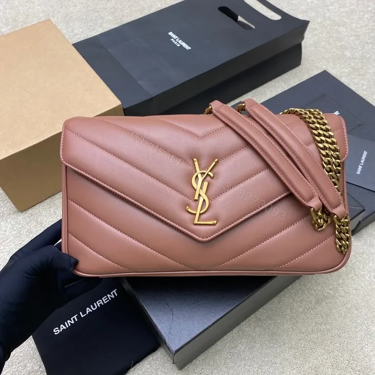 Chic Pink Quilted Crossbody with Gold Logo - Elegant Fashion Bag — view 1