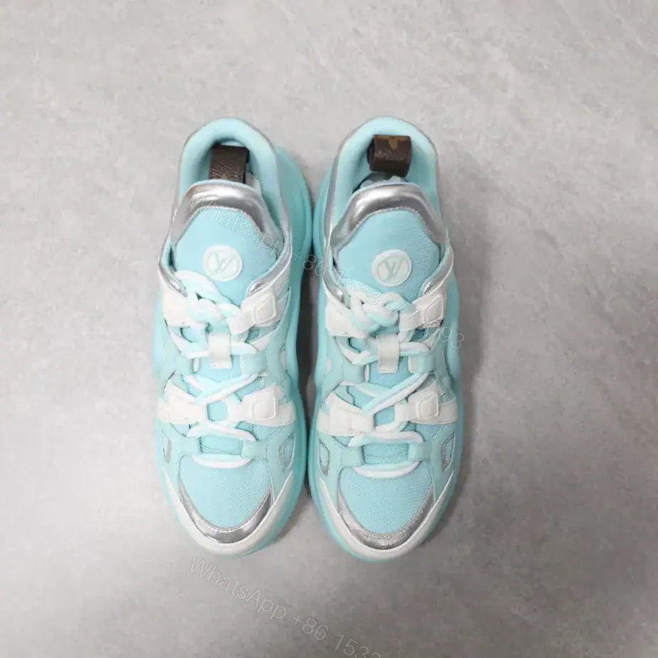 View 2 of LV ARCHLIGHT SNEAKER – LSVM018
