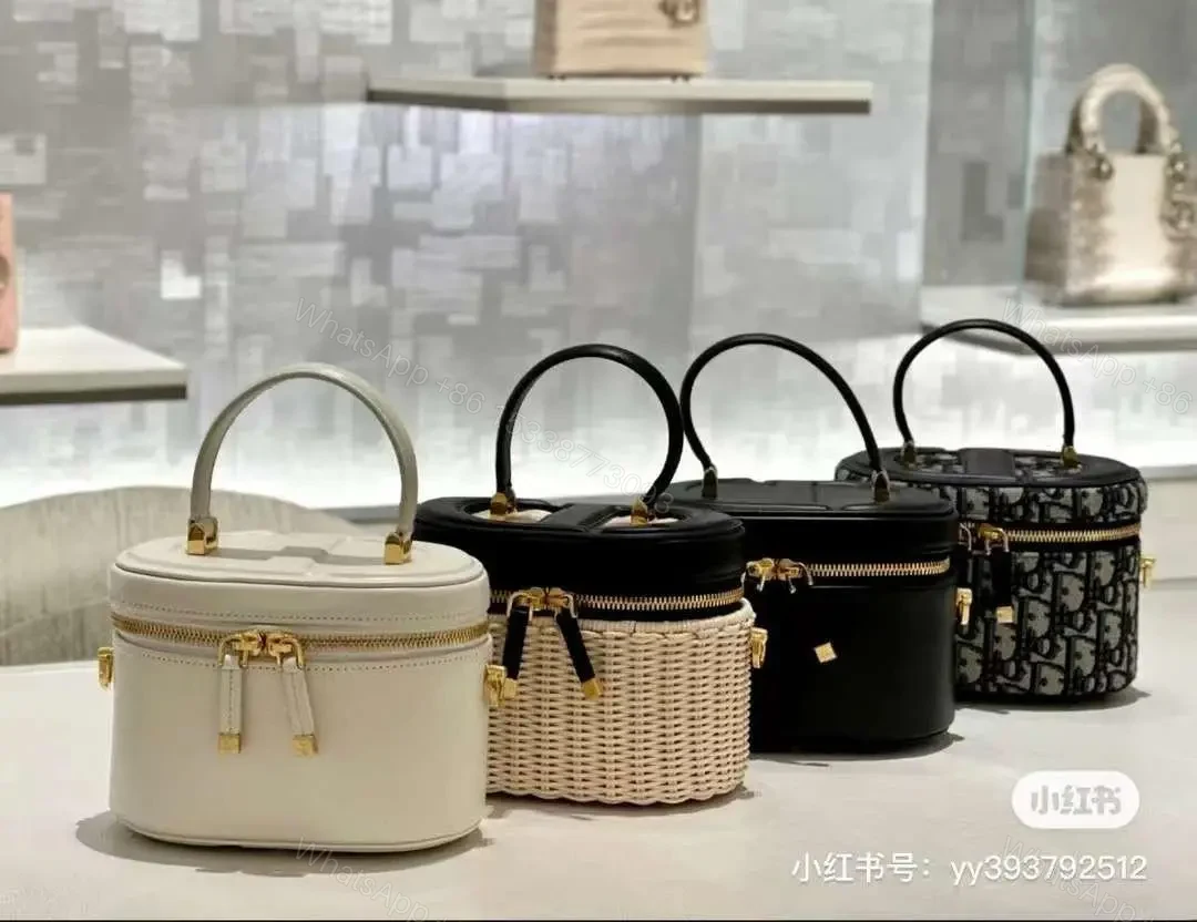 DIOR — view 1