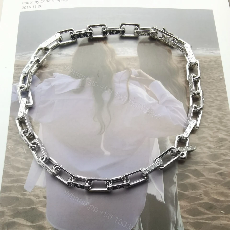 View 3 of EN – Lux LV Necklaces 093