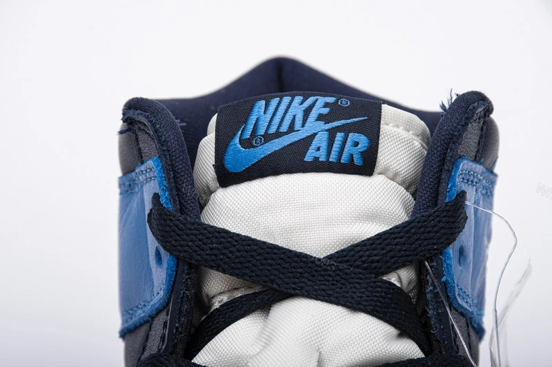 View 5 of Air Jordan 1 Retro High Obsidian UNC 555088-140
