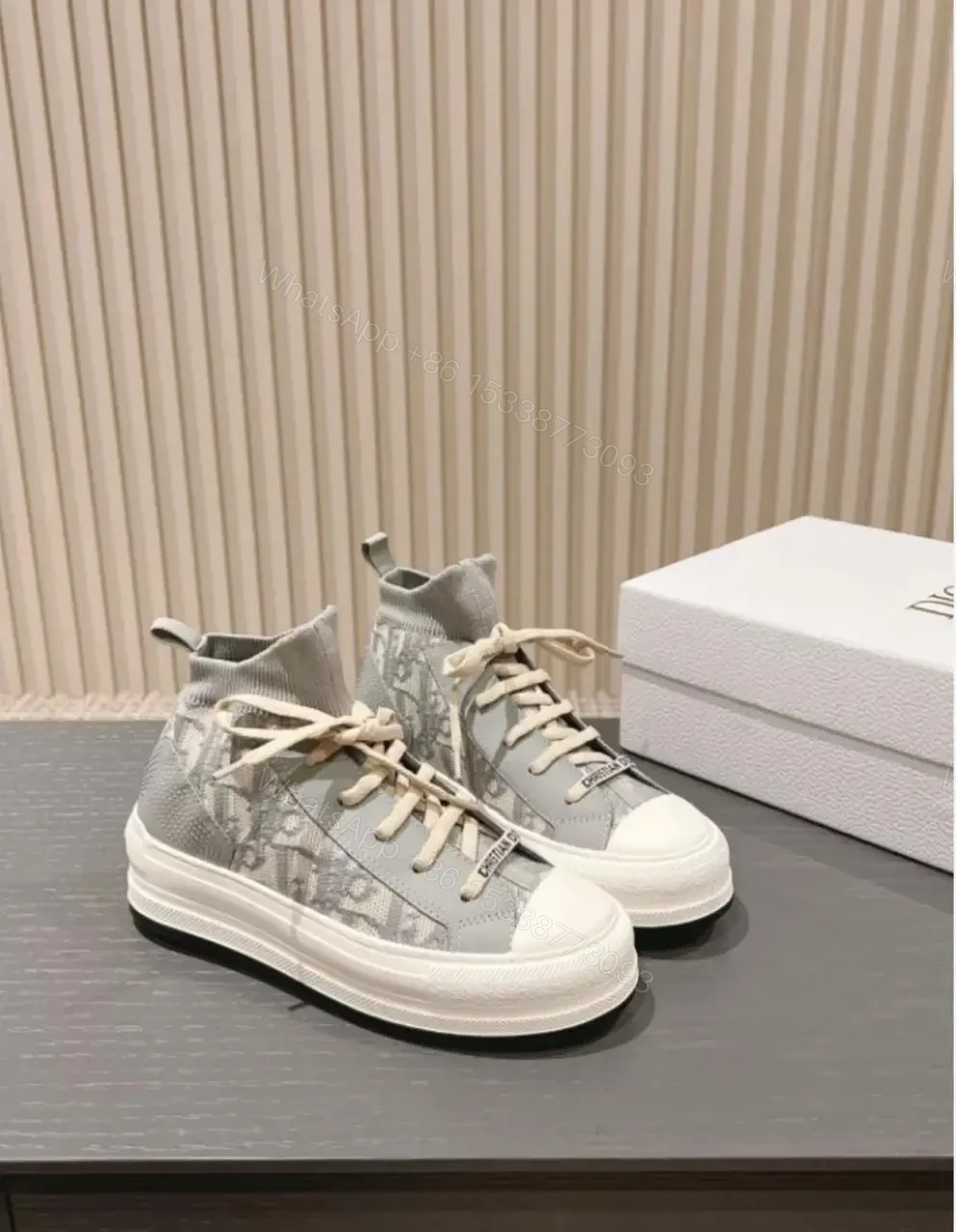 DIOR — view 1