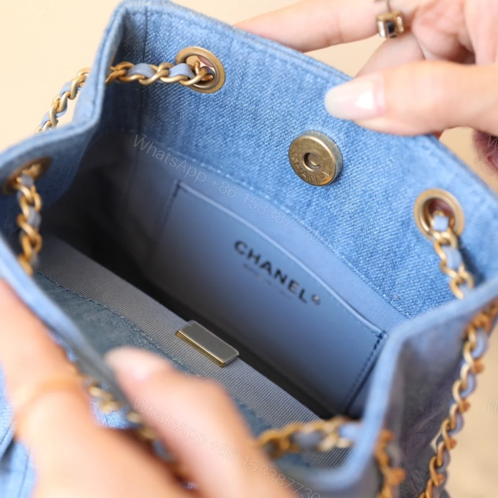 View 7 of 高仿Chanel*25C系列AS5310水洗丹寧牛仔雙肩袋免檢版