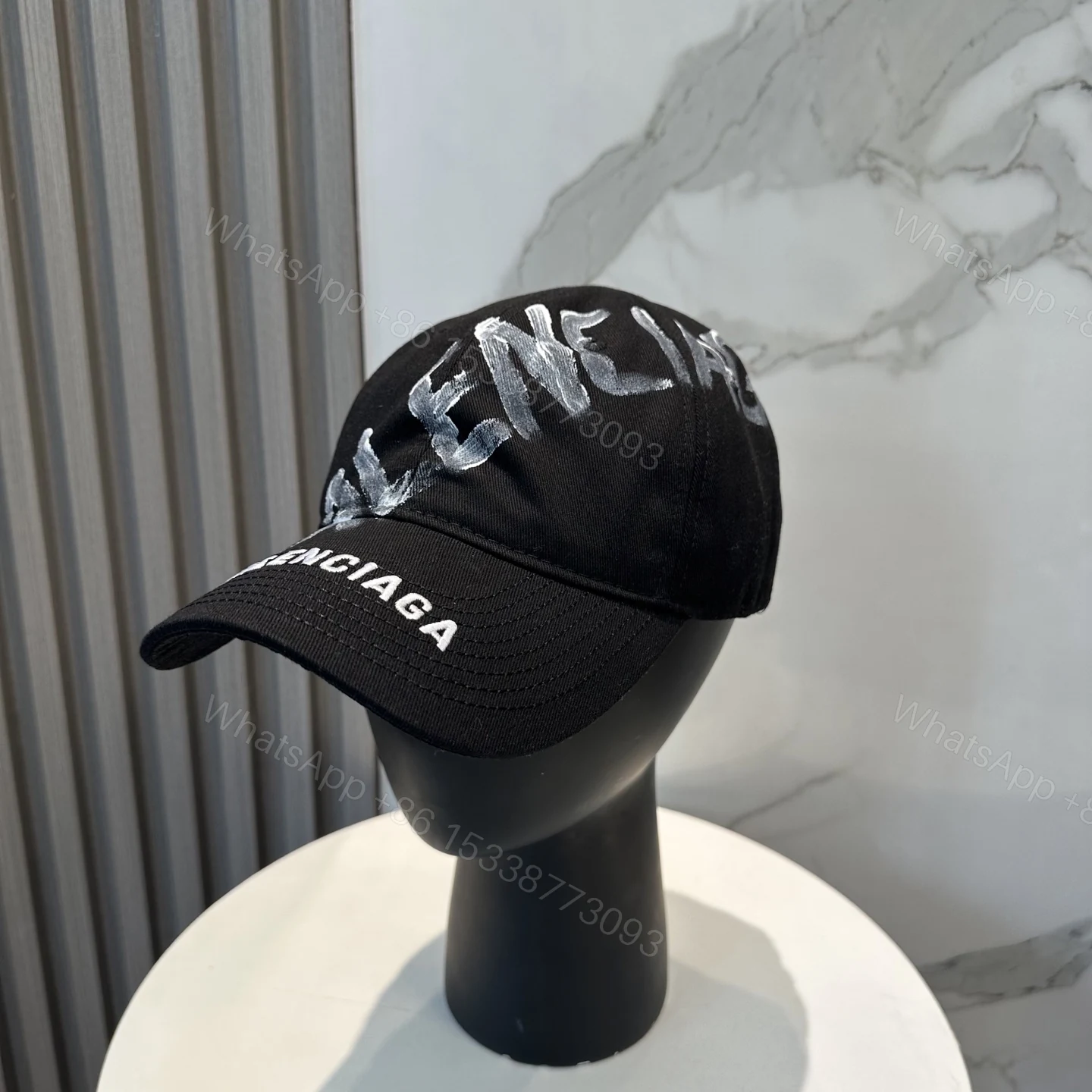 BALENCIAGA 原單 男款 手寫LOGO棒球帽 黑色潮流帽 — view 1