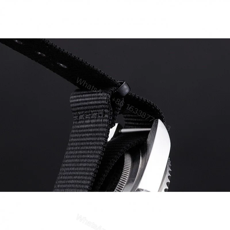 View 9 of Replica Rolex Submariner Black Dial 621988