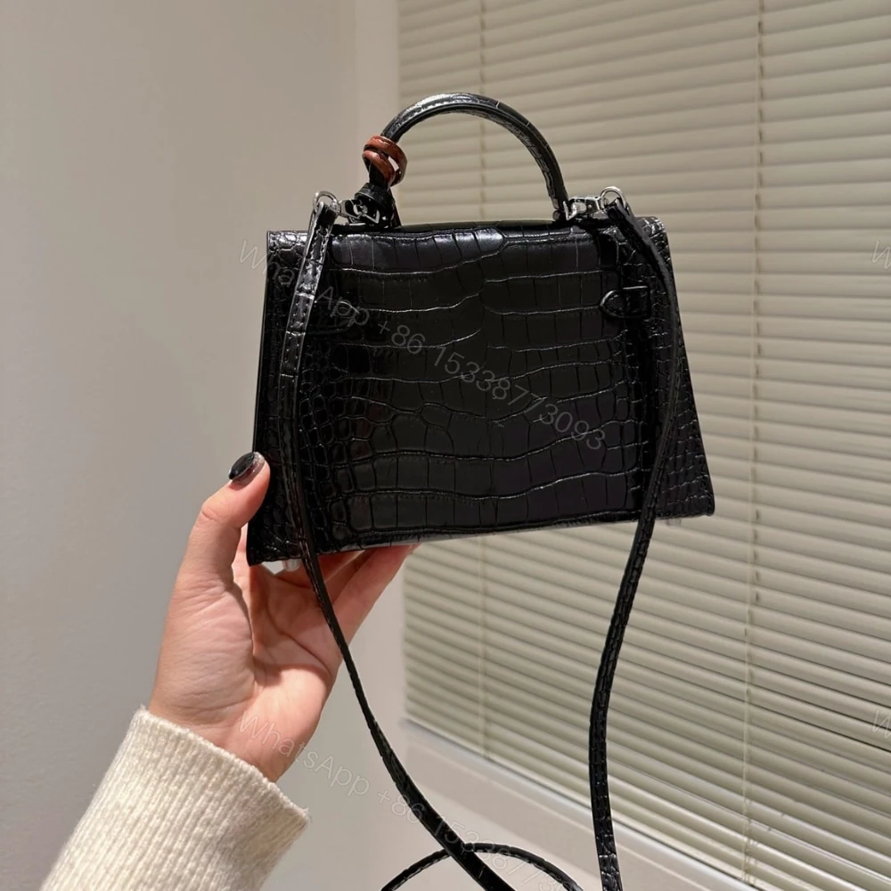 View 5 of Hermes Kelly Mini Handbag Matte Alligator Black 20Cm