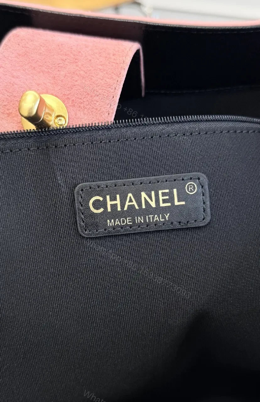 View 10 of Pink & Black Quilted Tote: Luxe Two-Tone Everyday Carry Bag